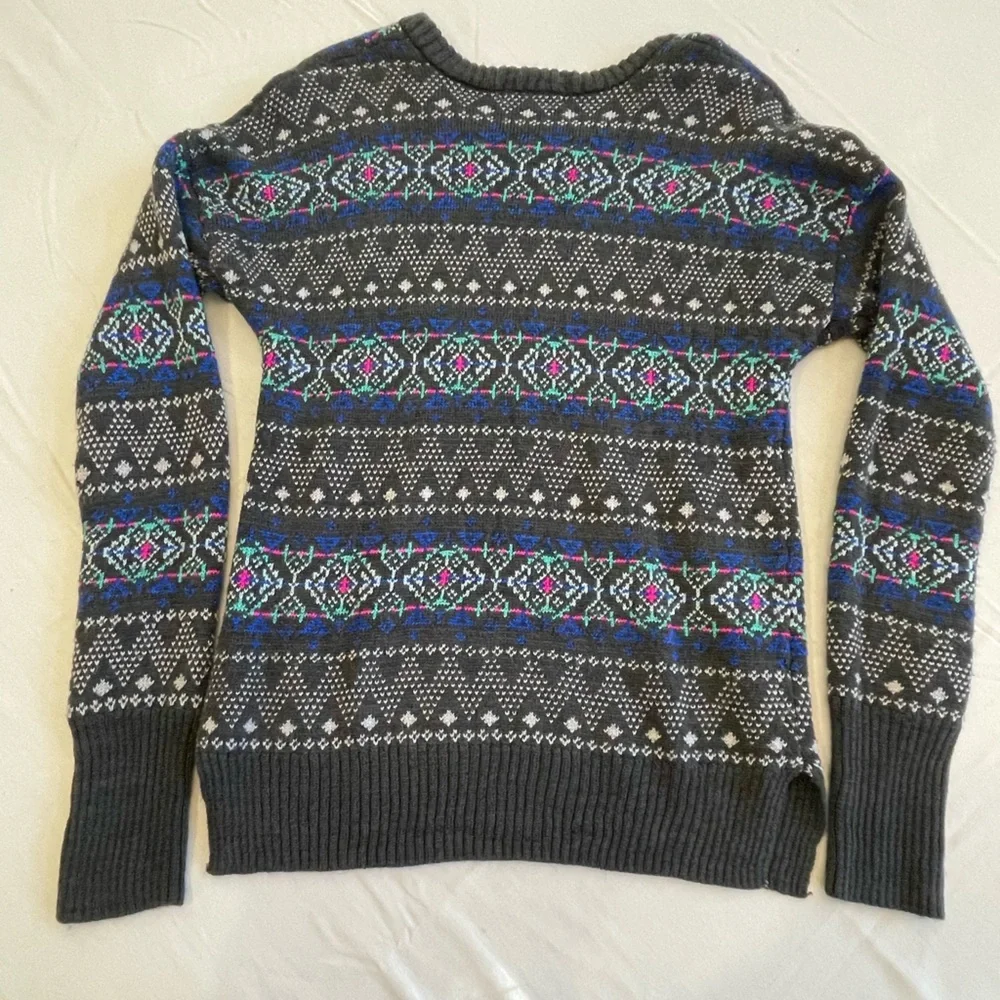 SO Sweater Large - Picture 2 of 3